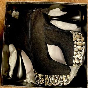 Azalea wang black booties